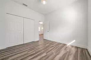8304 N 13th St, Tampa, FL 33604 - Photo 14