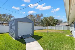 1000 59th Ave S, Saint Petersburg, FL 33705 - Photo 18