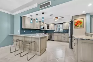 5130 Brittany Dr S, Saint Petersburg, FL 33715 - Photo 4