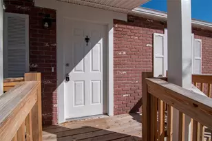 3305 56th Ave N, Saint Petersburg, FL 33714 - Photo 4