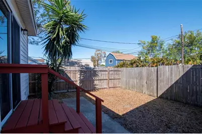 3305 56th Avenue N, Saint Petersburg, FL 33714 - Photo 6