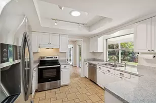 9930 Nicklaus Dr, New Port Richey, FL 34655 - Photo 24