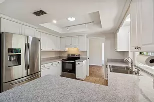 9930 Nicklaus Dr, New Port Richey, FL 34655 - Photo 26