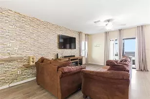 10135 Newminster Loop, Ruskin, FL 33573 - Photo 8