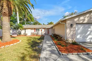 10761 125th Ave, Largo, FL 33778 - Photo 4