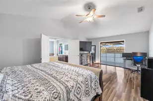 10744 Breaking Rocks Dr, Tampa, FL 33647 - Photo 14