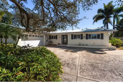 127 Oakwood Drive, Largo, FL 33770 - Photo 1