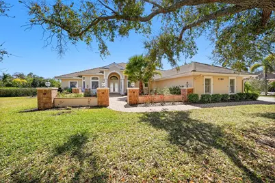 7389 S Serenoa Drive, Sarasota, FL 34241 - Photo 2