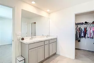 35668 Doveland Dr, Zephyrhills, FL 33541 - Photo 26