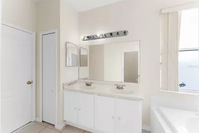 10416 Meadow Spring Drive, Tampa, FL 33647 - Photo 38