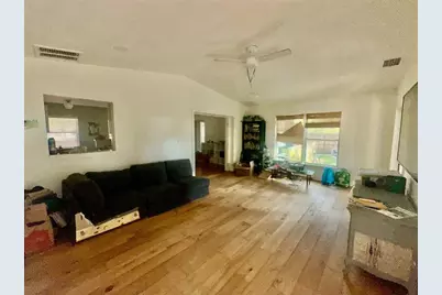 900 46th Avenue N, Saint Petersburg, FL 33703 - Photo 8