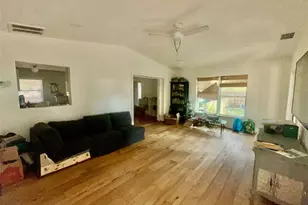 900 46th Ave N, Saint Petersburg, FL 33703 - Photo 8