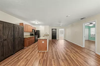 209 Clemons Road, Brandon, FL 33510 - Photo 6