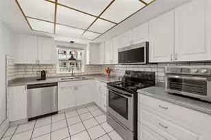 139 Bluff View Dr, Belleair Bluffs, FL 33770 - Photo 14