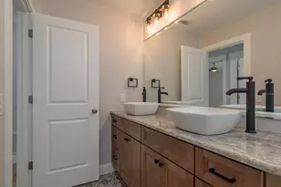 4246 Marine Pkwy, New Port Richey, FL 34652 - Photo 26