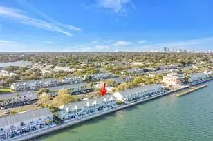 5102 Coquina Key Dr SE, Saint Petersburg, FL 33705 - Photo 4