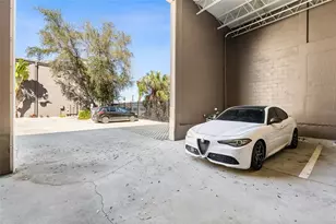 213 N 12th St, Tampa, FL 33602 - Photo 32