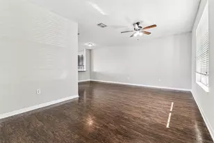 11651 Declaration Dr, Tampa, FL 33635 - Photo 4