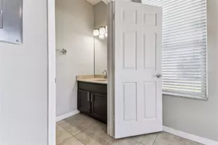 11651 Declaration Dr, Tampa, FL 33635 - Photo 18