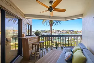 534 Pinellas Bayway S, Saint Petersburg, FL 33715 - Photo 4