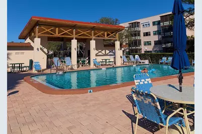 5603 80th Street N #306, Saint Petersburg, FL 33709 - Photo 18