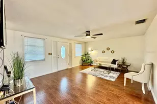 7514 Spirea Dr, Port Richey, FL 34668 - Photo 4