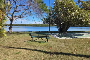 611 Destiny Dr, Ruskin, FL 33570 - Photo 8
