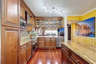 1200 Country Club Dr, Largo, FL 33771 - Photo 10