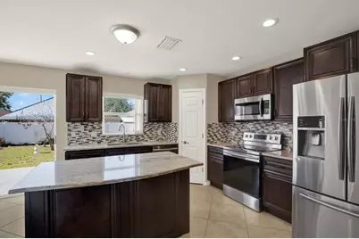 6213 Venezia Place, Riverview, FL 33578 - Photo 8