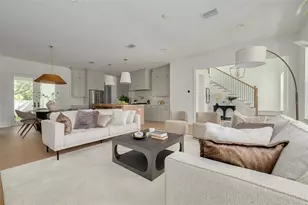 1309 17th Ave N, Saint Petersburg, FL 33704 - Photo 8