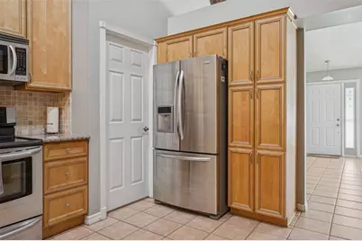 9739 Fredericksburg Road, Tampa, FL 33635 - Photo 14