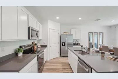 15032 Crosshall Stream Drive, Wimauma, FL 33598 - Photo 10