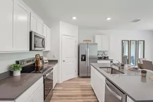 15032 Crosshall Strm Dr, Wimauma, FL 33598 - Photo 10