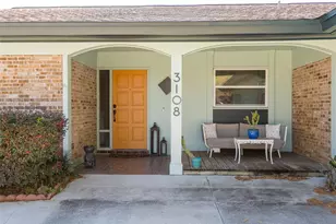 3108 Lake Ellen Dr, Tampa, FL 33618 - Photo 2