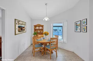 317 Carriage Crossing Cir, Brandon, FL 33510 - Photo 8