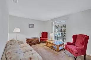 317 Carriage Crossing Cir, Brandon, FL 33510 - Photo 14