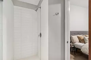 111 N 12th St, Tampa, FL 33602 - Photo 16