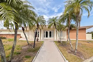 4480 Overlook Dr NE, Saint Petersburg, FL 33703 - Photo 16