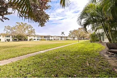4480 Overlook Drive NE #10, Saint Petersburg, FL 33703 - Photo 24
