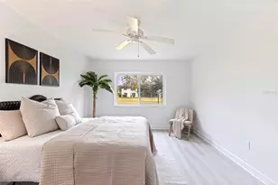 4480 Overlook Dr NE, Saint Petersburg, FL 33703 - Photo 4