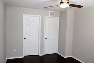 4906 White Sanderling Ct, Tampa, FL 33619 - Photo 18