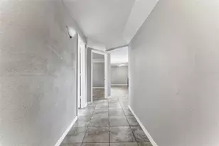 2526 W Cordelia St, Tampa, FL 33607 - Photo 20