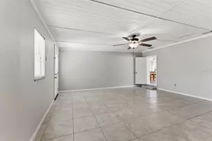 2526 W Cordelia St, Tampa, FL 33607 - Photo 16