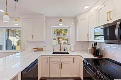 6149 9th Avenue S, Gulfport, FL 33707 - Photo 12