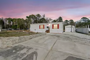10654 Holgate St, New Port Richey, FL 34654 - Photo 1