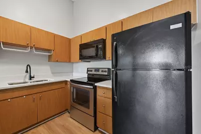 3002 W Cleveland Street #D11, Tampa, FL 33609 - Photo 14