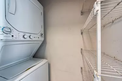 3002 W Cleveland Street #D11, Tampa, FL 33609 - Photo 18