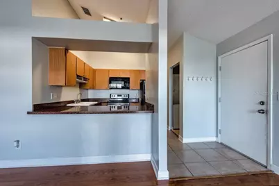 3002 W Cleveland Street #D11, Tampa, FL 33609 - Photo 8