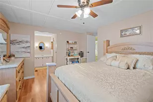 37100 8th Ave, Zephyrhills, FL 33542 - Photo 12