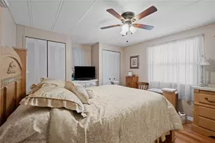 37100 8th Ave, Zephyrhills, FL 33542 - Photo 12